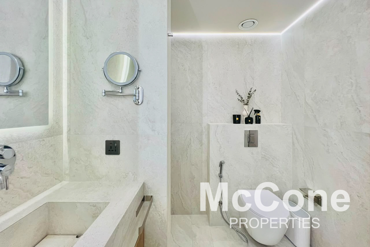 2 Bedroom Apartment for Sale in 8 Boulevard Walk, Downtown Dubai — photograph 19 of 23