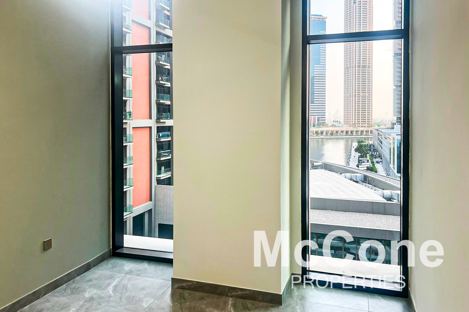 1 Bedroom Apartment for Sale in Peninsula Two, Business Bay — photo 6 of 13