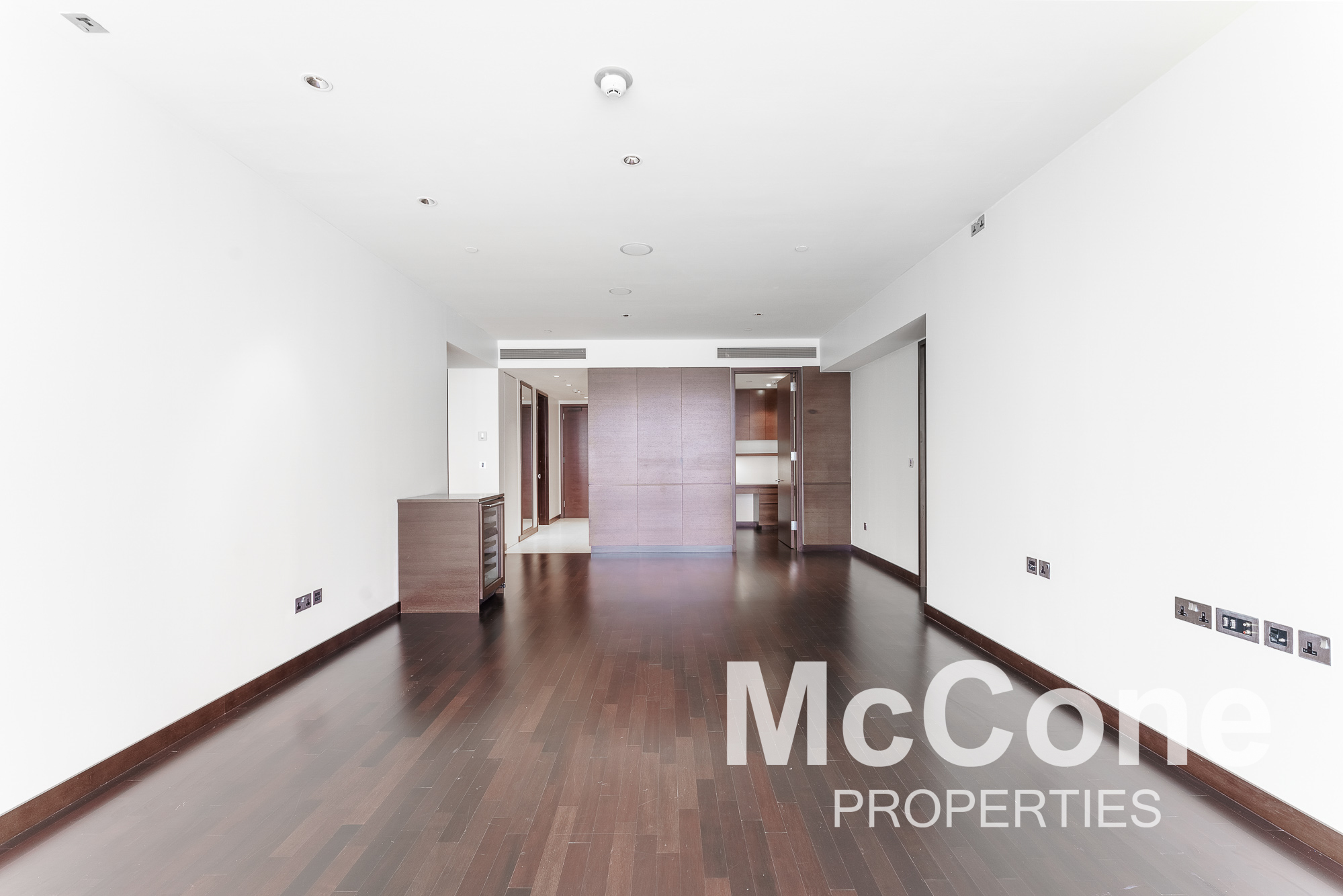 2 Bedroom Apartment for Sale in Burj Khalifa, Downtown Dubai — photo 2 of 13