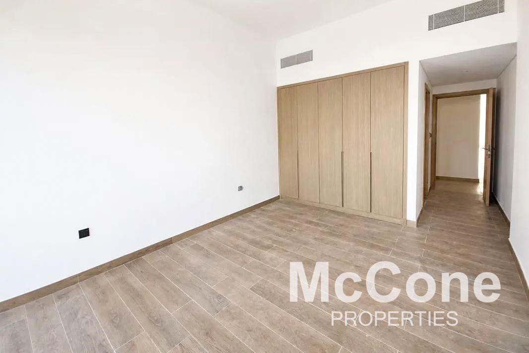 7 Bedroom Villa for Sale in Malta, Damac Lagoons — photo 6 of 14