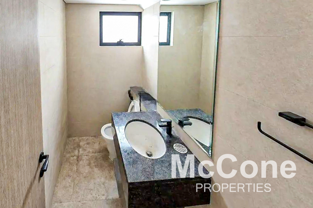 7 Bedroom Villa for Sale in Malta, Damac Lagoons — photograph 11 of 14
