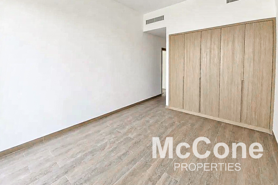 7 Bedroom Villa for Sale in Malta, Damac Lagoons — photo 9 of 14