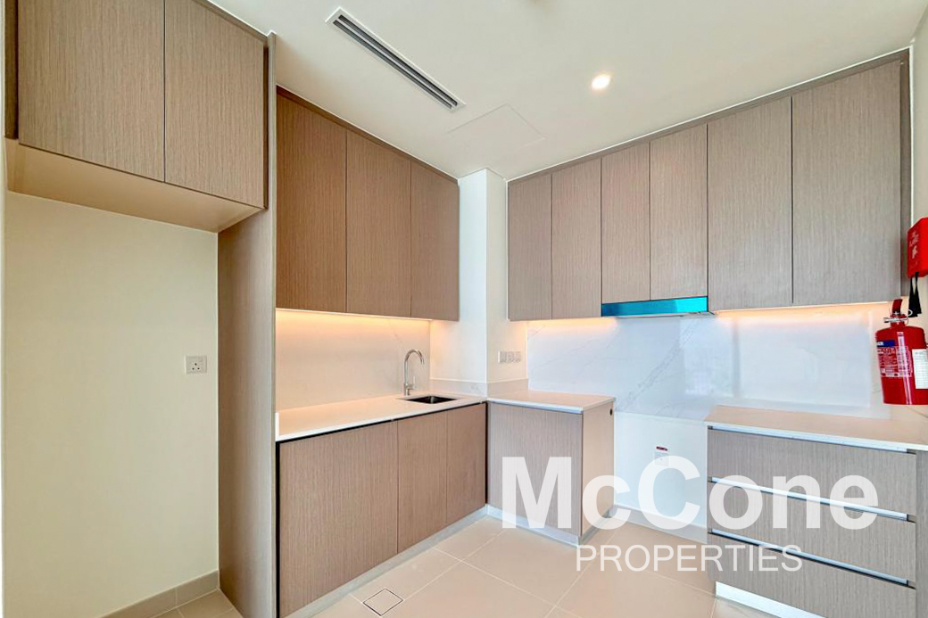 1 Bedroom Apartment for Sale in Hills Park, Dubai Hills Estate — photo 5 of 14