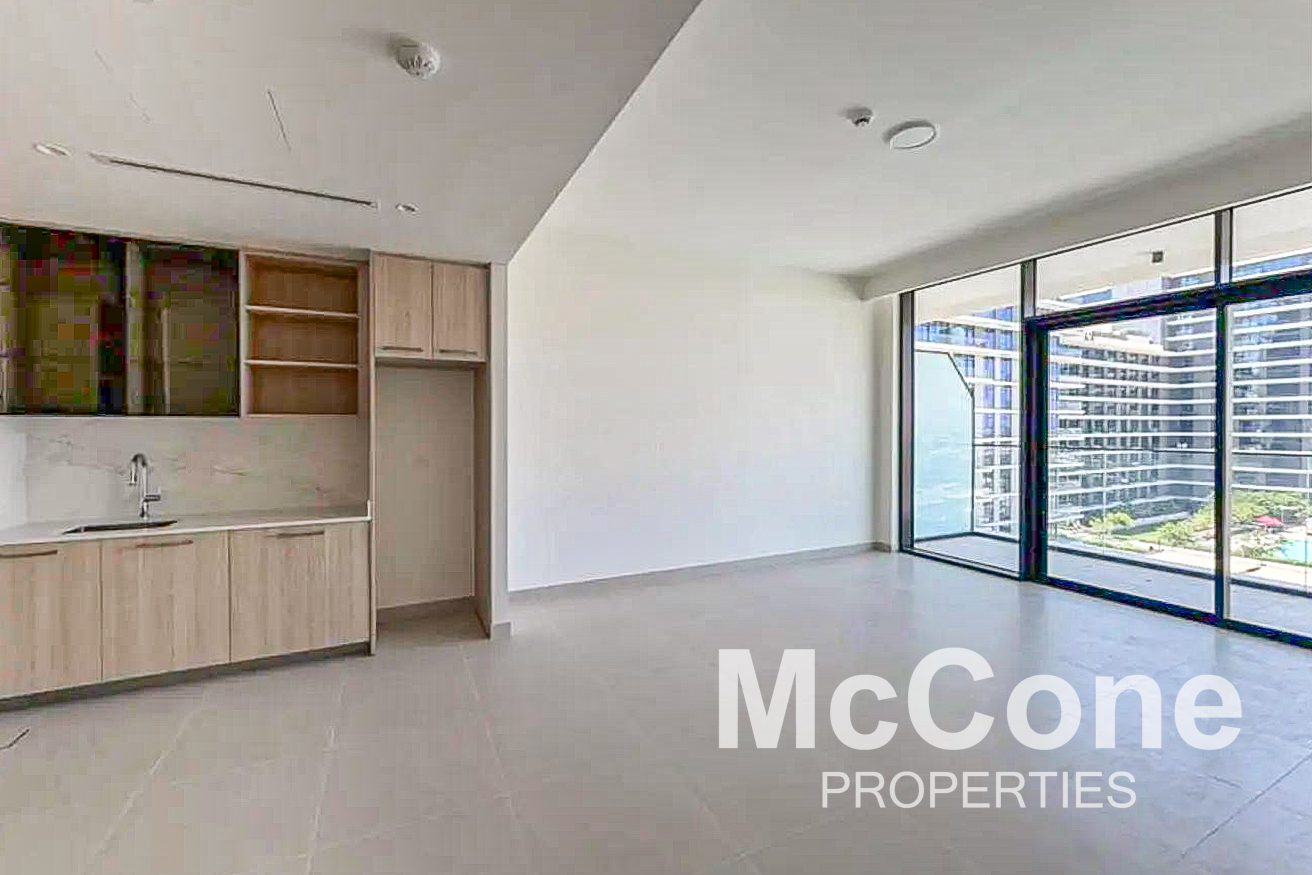 1 Bedroom Apartment for Sale in Golf Grand, Dubai Hills Estate — photo 2 of 17