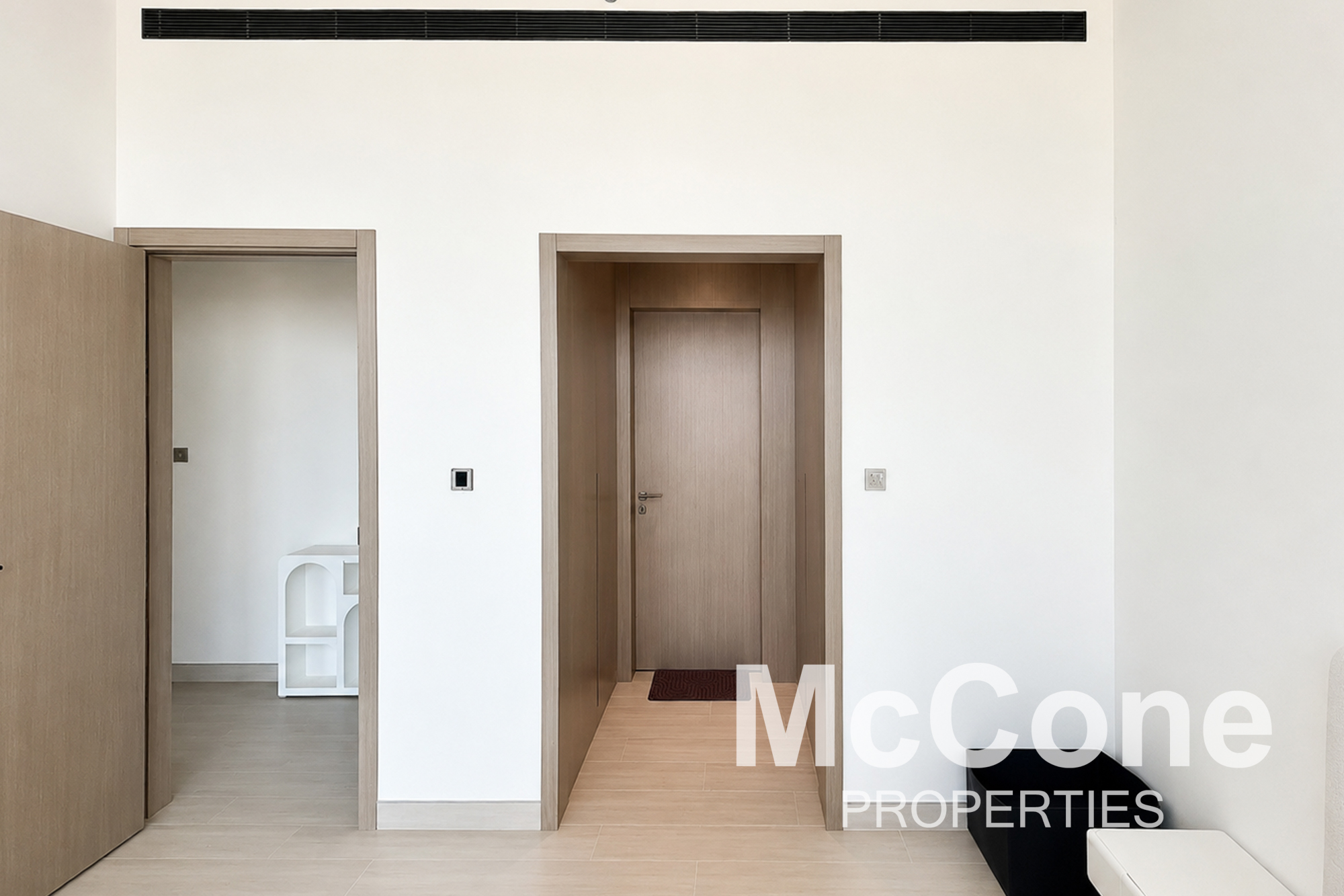 2 Bedroom Apartment for Sale in Binghatti Royale, Jumeirah Village Circle — photograph 13 of 17