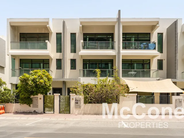 4 Bedroom Townhouse for Sale in Moonbay Villas, Jumeirah Village Circle