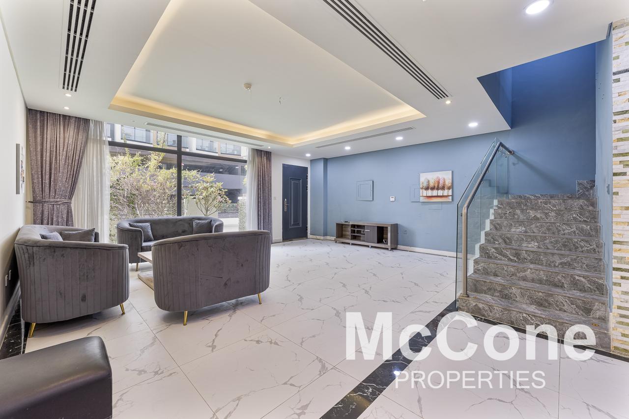 4 Bedroom Townhouse for Sale in Moonbay Villas, Jumeirah Village Circle — photo 2 of 24