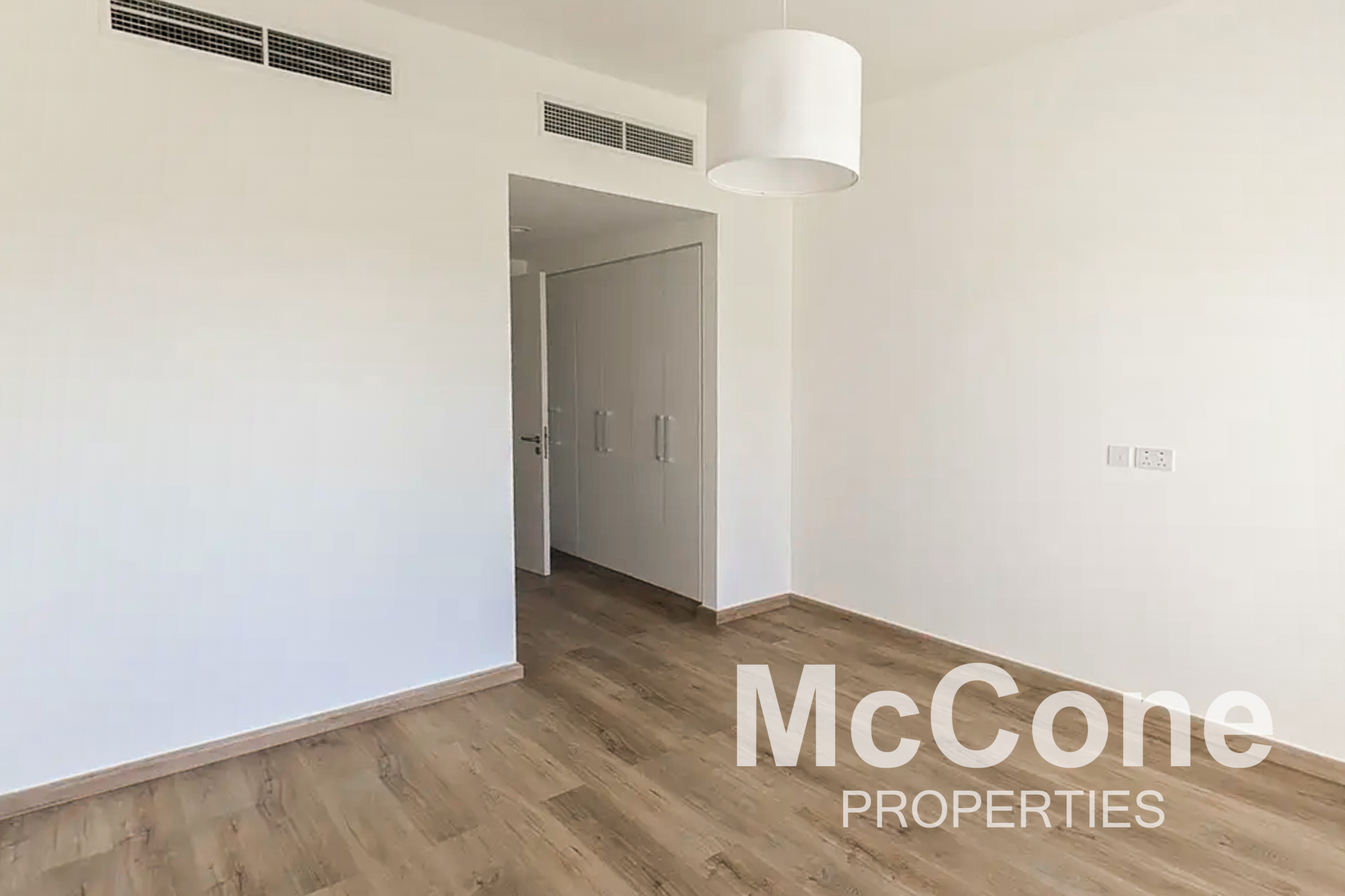 2 Bedroom Apartment for Sale in Urbana 1, Dubai South (Dubai World Central) — photo 5 of 14