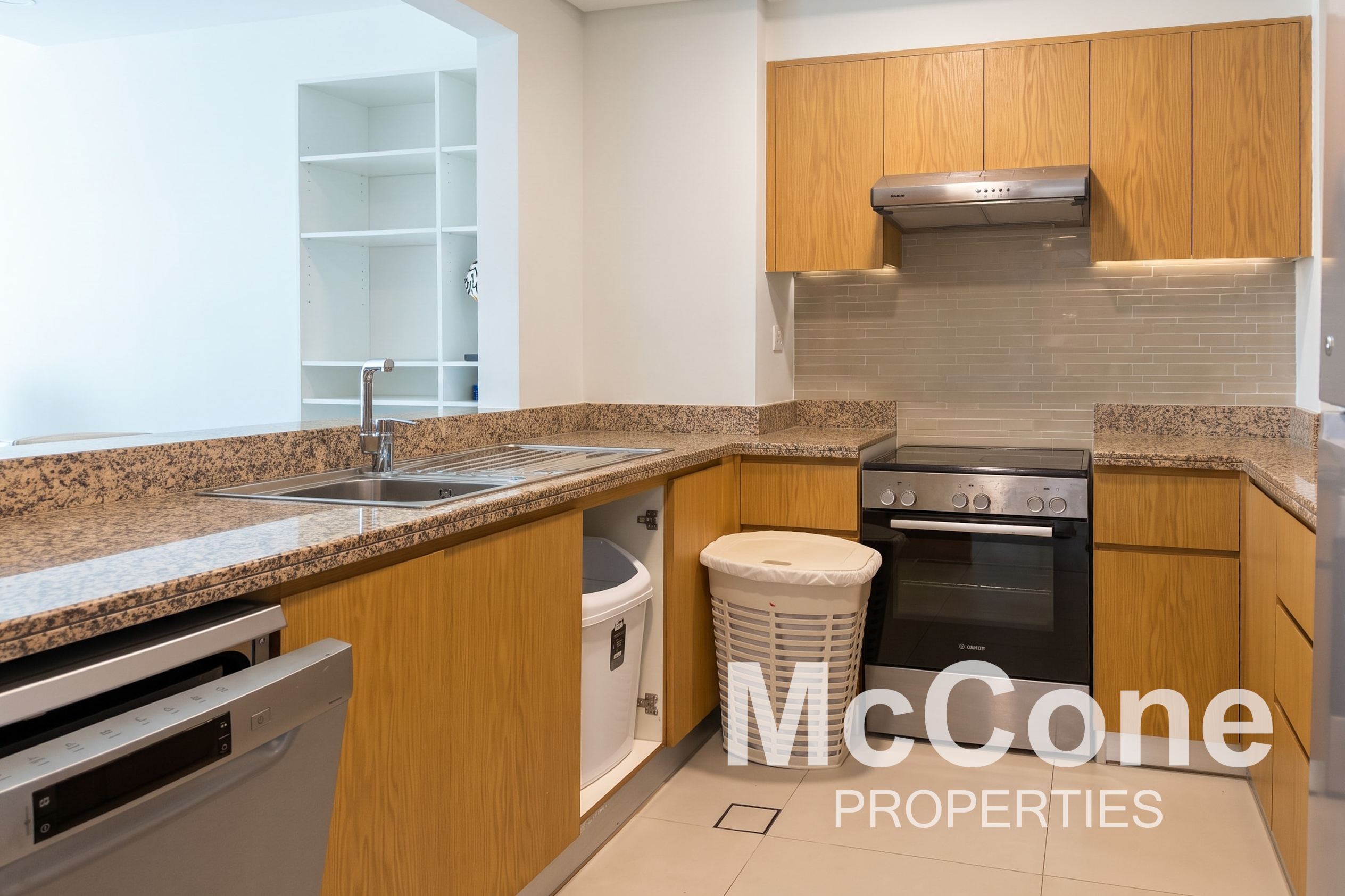 1 Bedroom Apartment for Sale in Bellevue Tower 1, Downtown Dubai — photo 3 of 12
