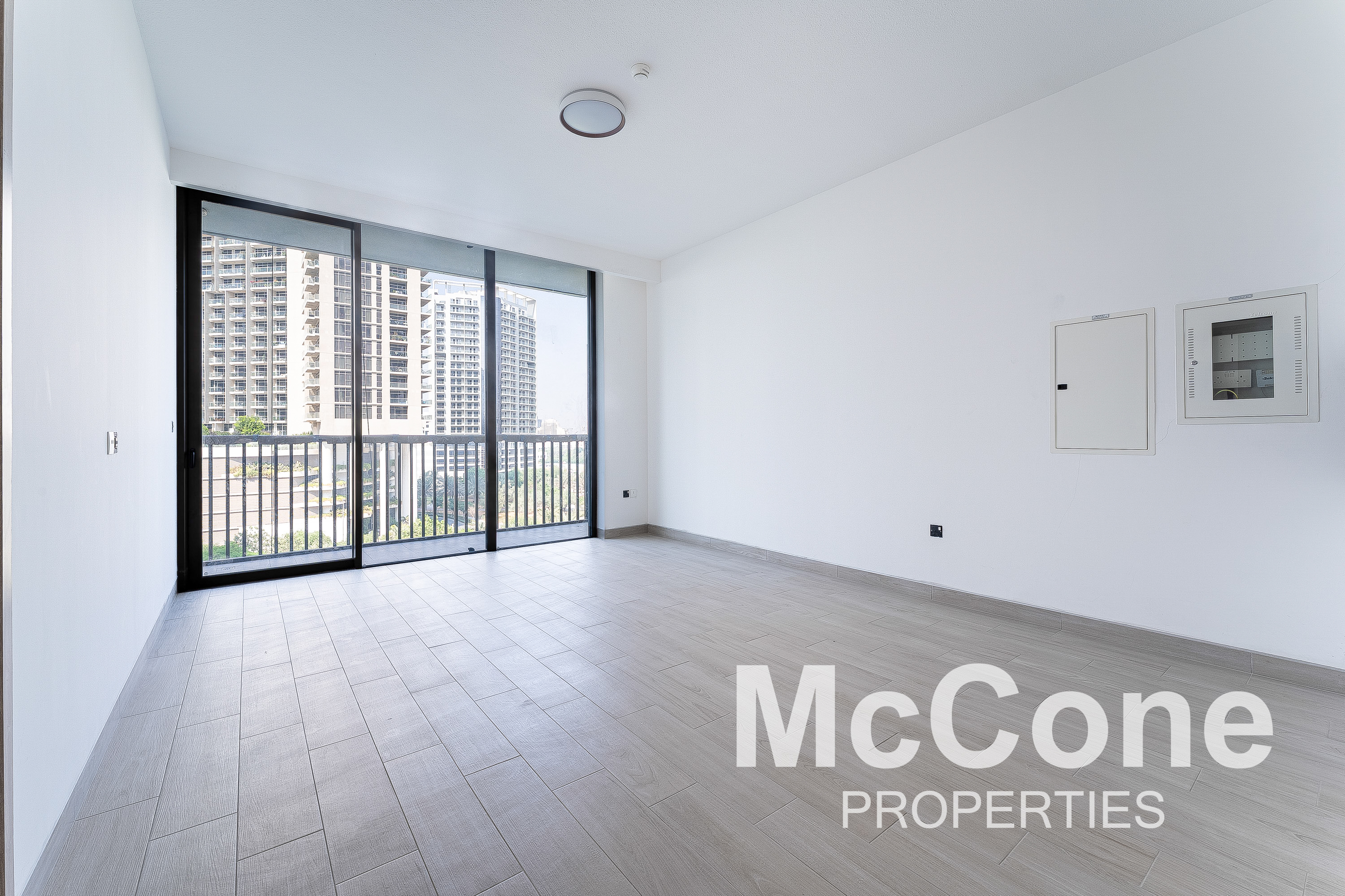 3 Bedroom Apartment for Sale in Luma Park Views, Jumeirah Village Circle — photo 3 of 10
