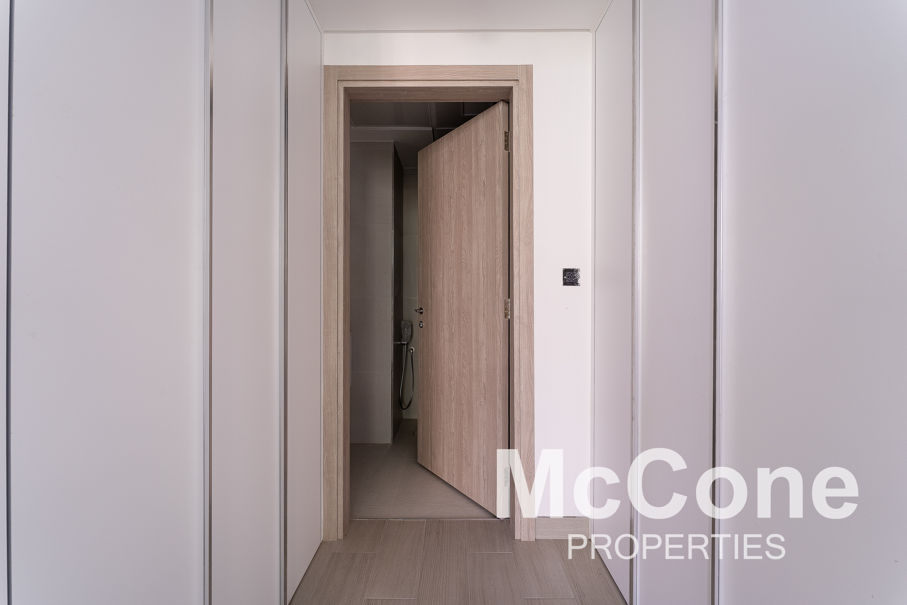3 Bedroom Apartment for Sale in Luma Park Views, Jumeirah Village Circle — photo 9 of 10