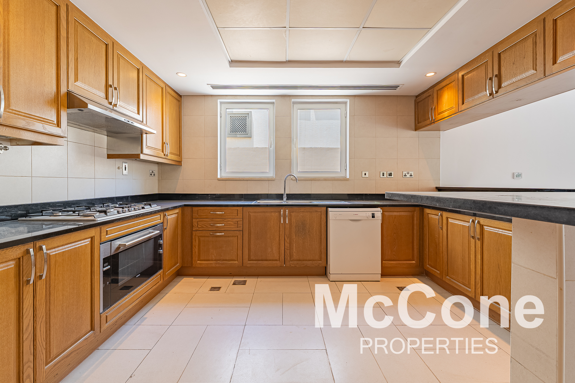 4 Bedroom Villa for Sale in District 4, Jumeirah Park — photo 6 of 23