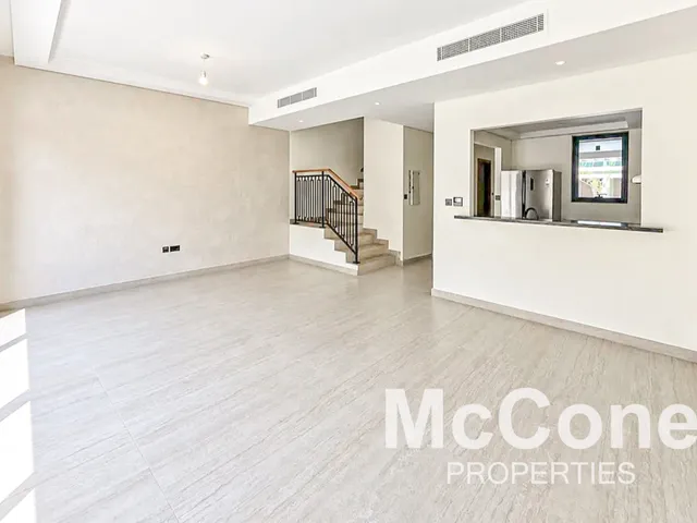 4 Bedroom Townhouse for Sale in Portofino, Damac Lagoons
