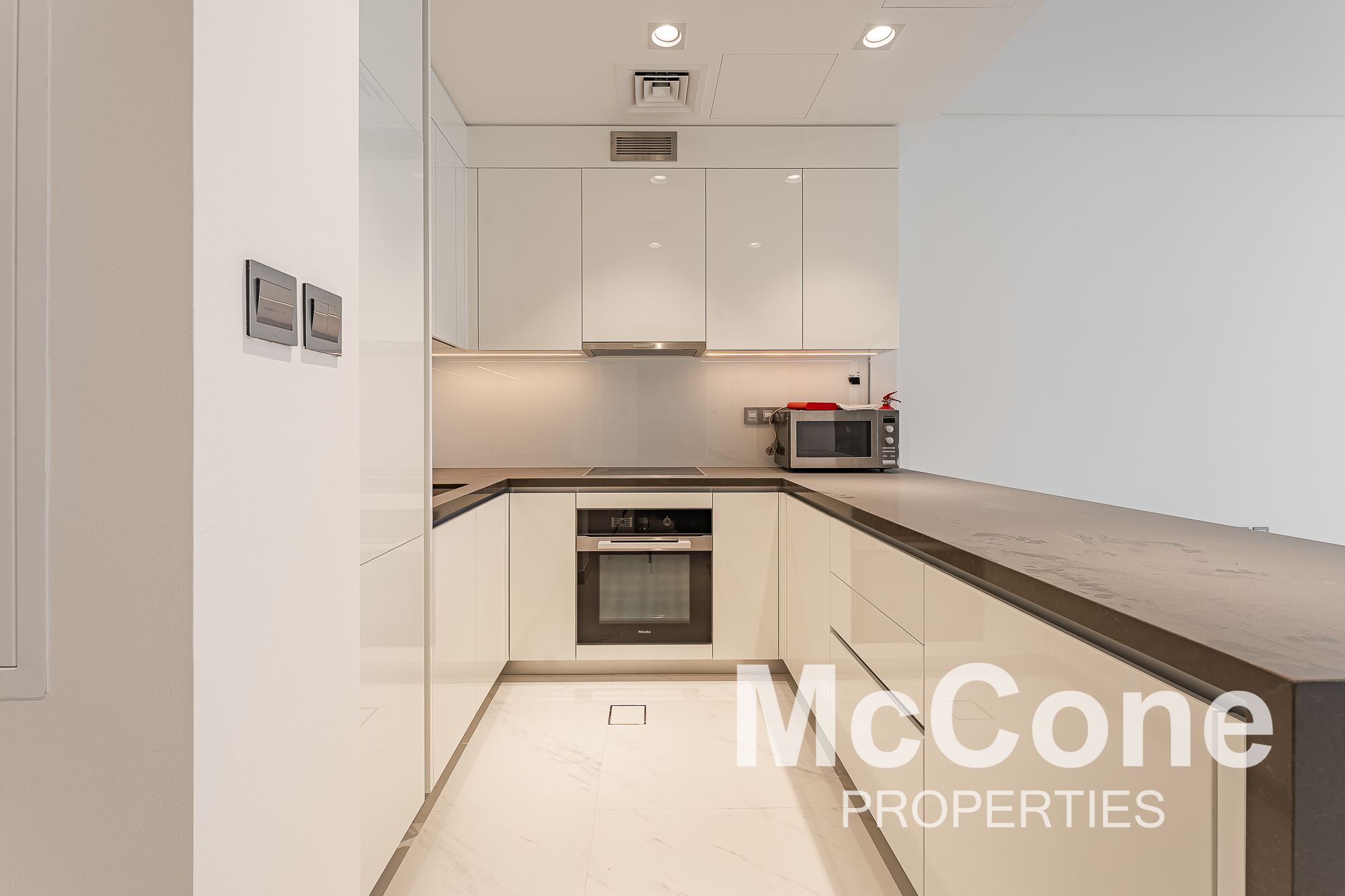 1 Bedroom Apartment for Sale in Residences 12, Mohammed Bin Rashid City — photo 6 of 14