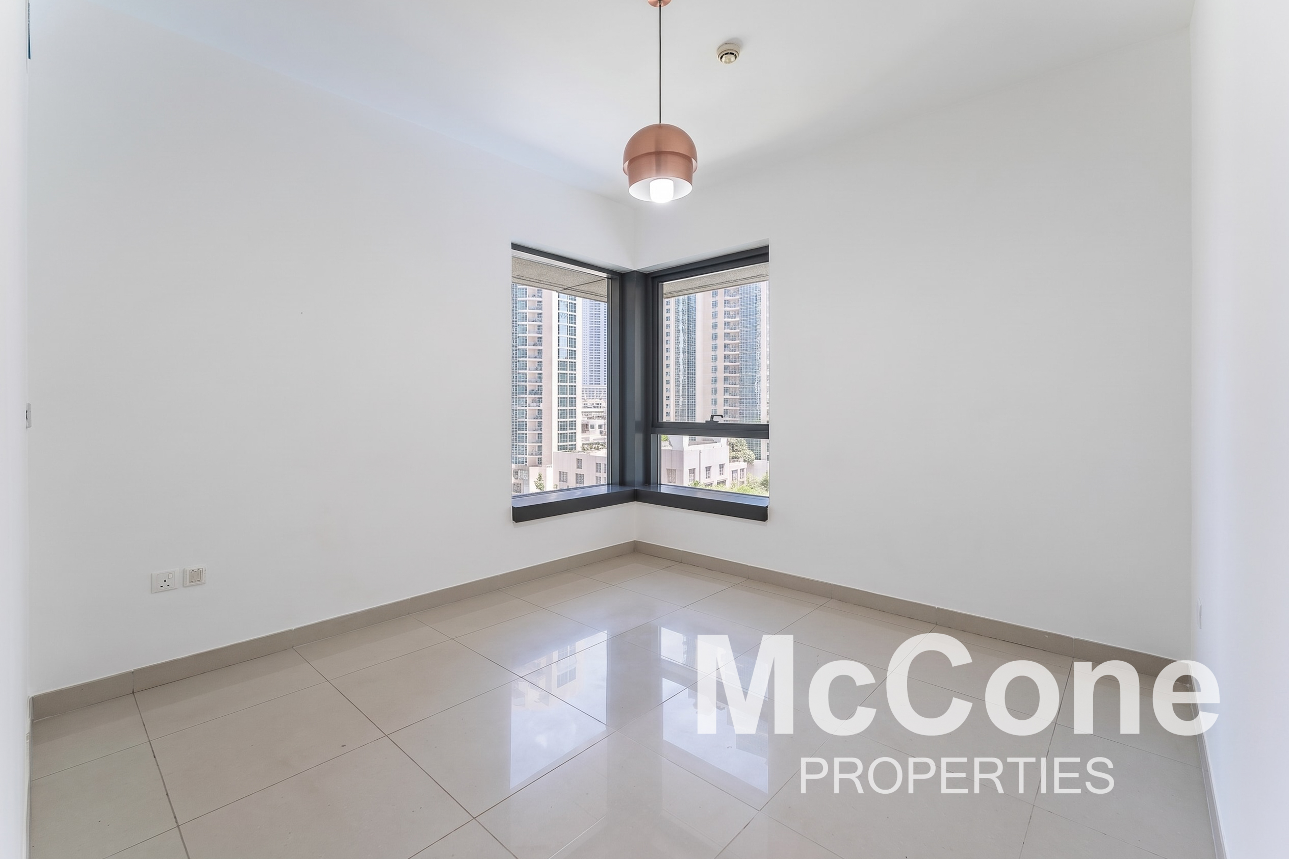 2 Bedroom Apartment for Sale in 29 Burj Boulevard Tower 1, Downtown Dubai — photo 8 of 16
