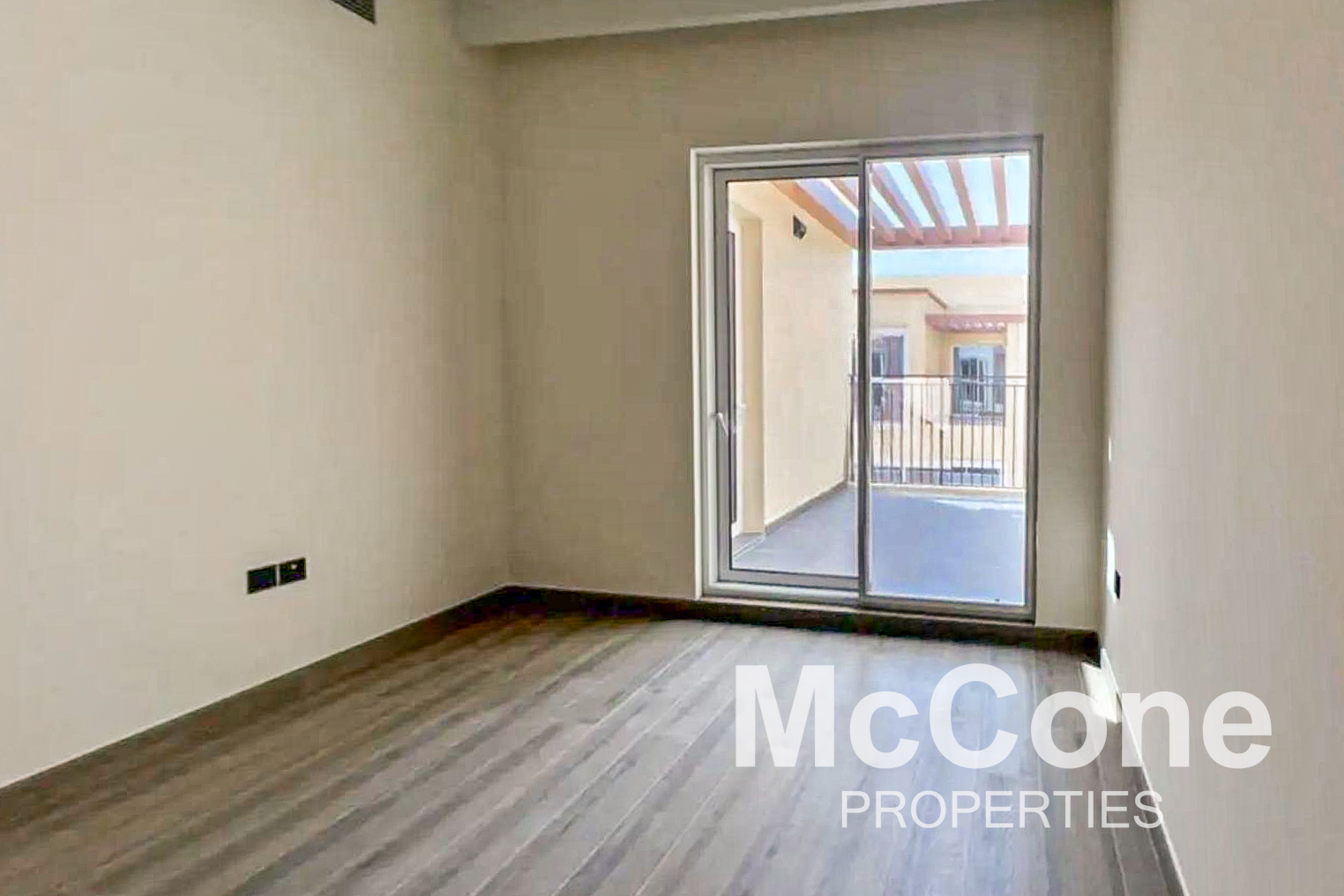4 Bedroom Townhouse for Sale in Nice, Damac Lagoons — photo 8 of 13