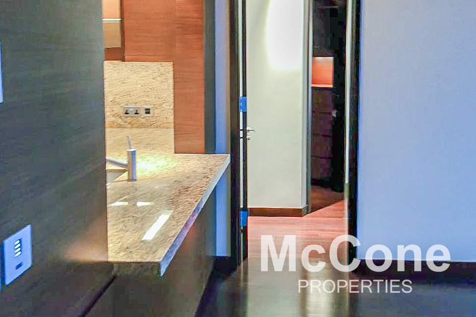 1 Bedroom Apartment for Sale in Burj Khalifa, Downtown Dubai — photo 4 of 18