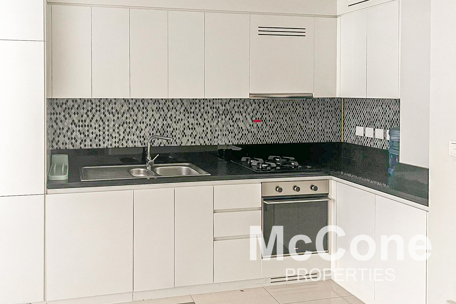 1 Bedroom Apartment for Sale in Aykon City Tower C, Business Bay — photo 3 of 11