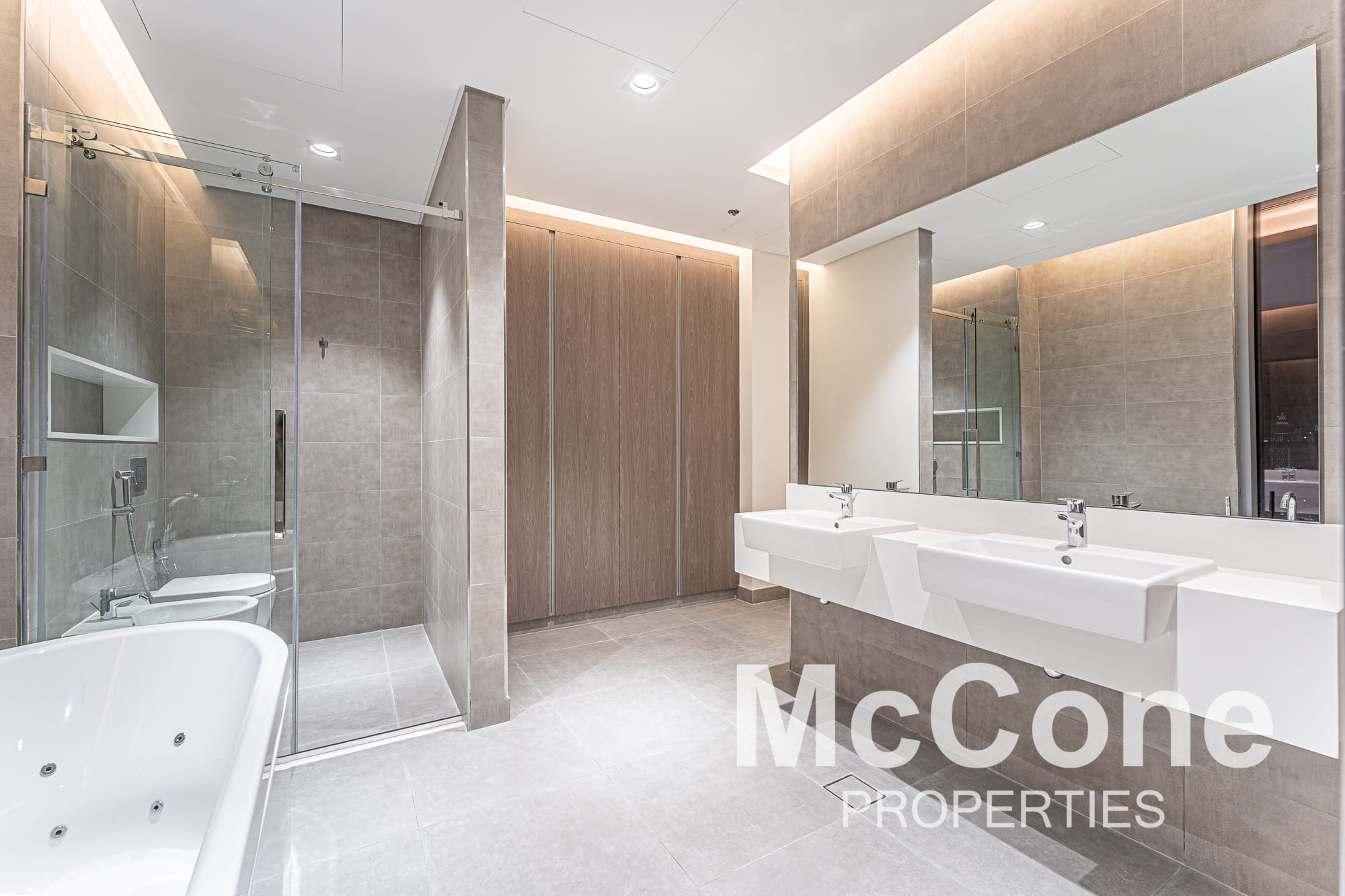 4 Bedroom Penthouse for Sale in Residences 11, Mohammed Bin Rashid City — photograph 16 of 30