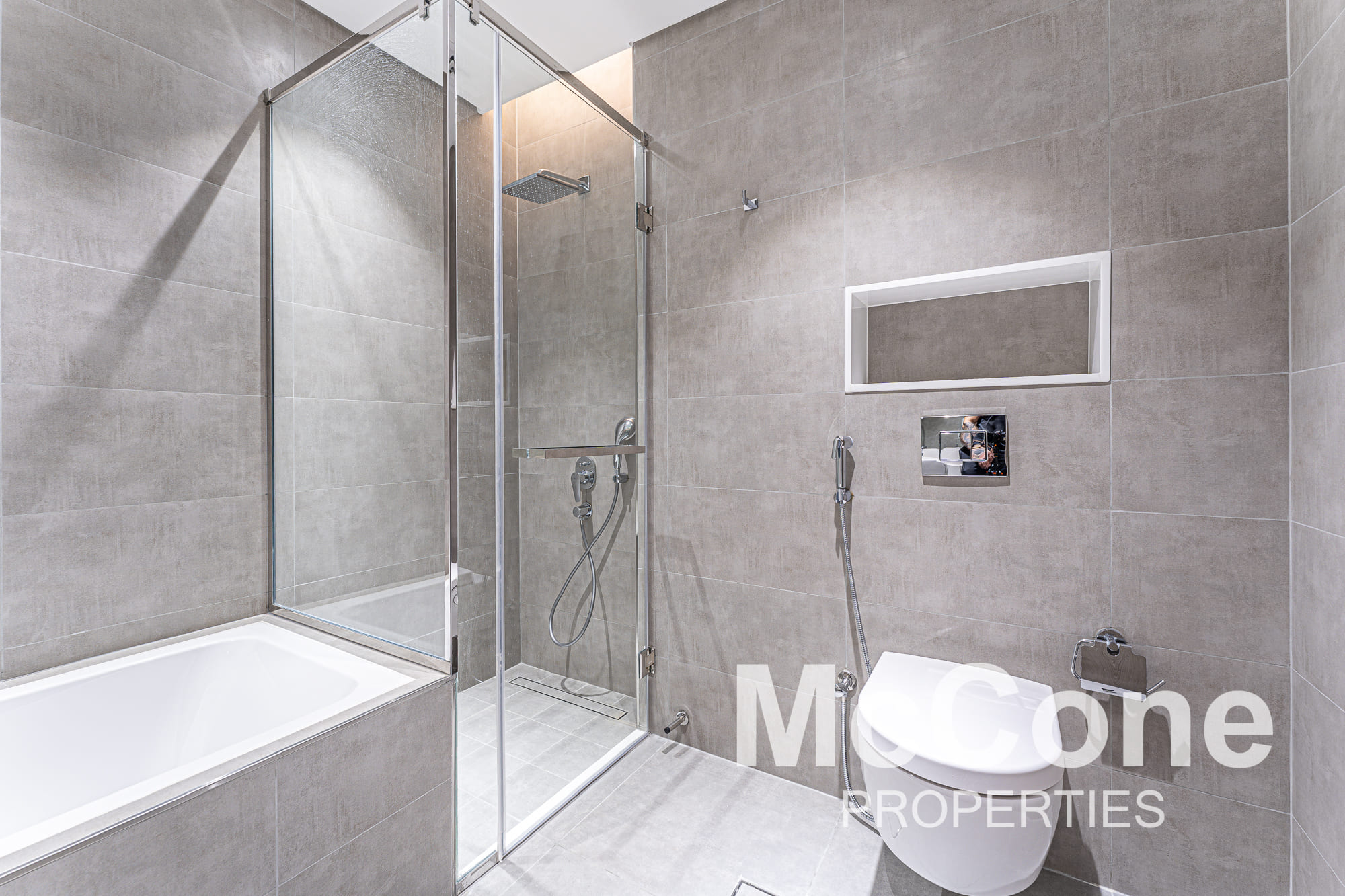 4 Bedroom Penthouse for Sale in Residences 11, Mohammed Bin Rashid City — photograph 22 of 30