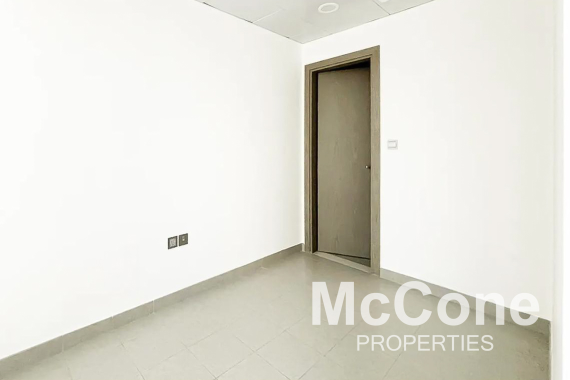2 Bedroom Apartment for Sale in Residences 14, Mohammed Bin Rashid City — photo 4 of 13