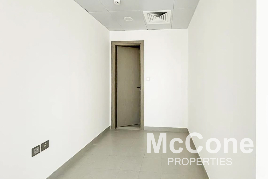 2 Bedroom Apartment for Sale in Residences 14, Mohammed Bin Rashid City — photo 6 of 13