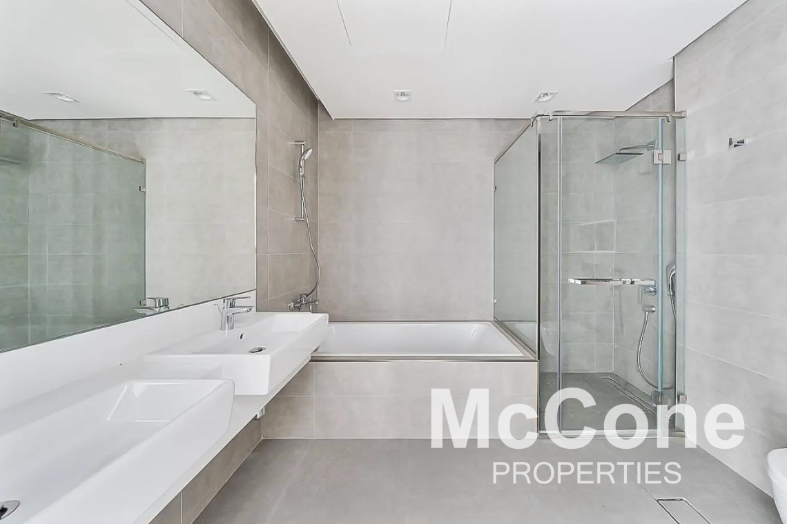 2 Bedroom Apartment for Sale in Residences 14, Mohammed Bin Rashid City — photo 7 of 13