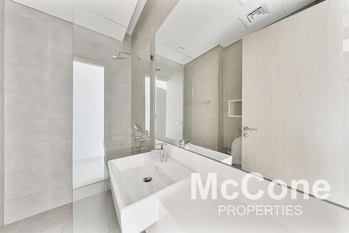 2 Bedroom Apartment for Sale in Residences 14, Mohammed Bin Rashid City — photo 8 of 13