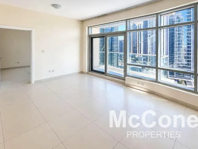 1 Bedroom Apartment for Sale in The Lofts West, Downtown Dubai