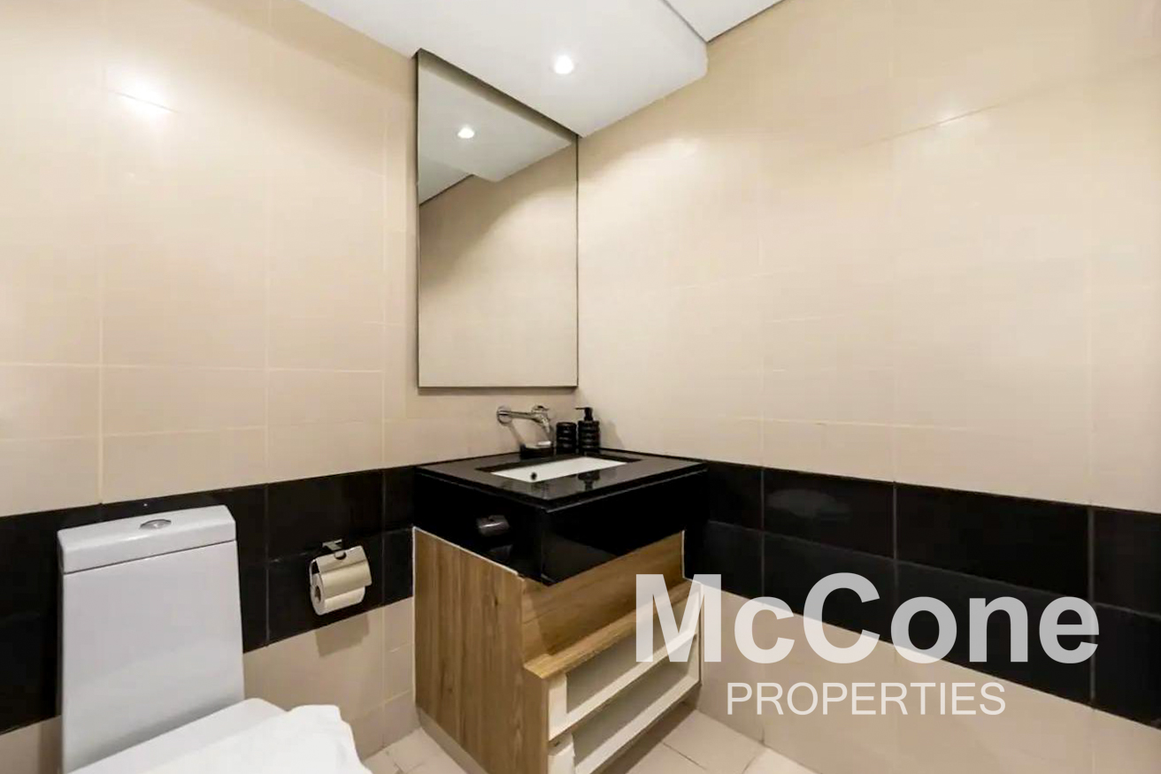 1 Bedroom Apartment for Sale in The Lofts West, Downtown Dubai — photo 7 of 10