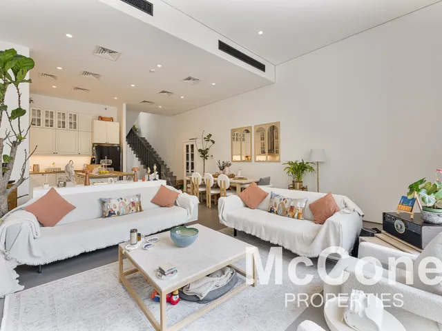 4 Bedroom Townhouse for Sale in Westar Azure, Jumeirah Village Circle