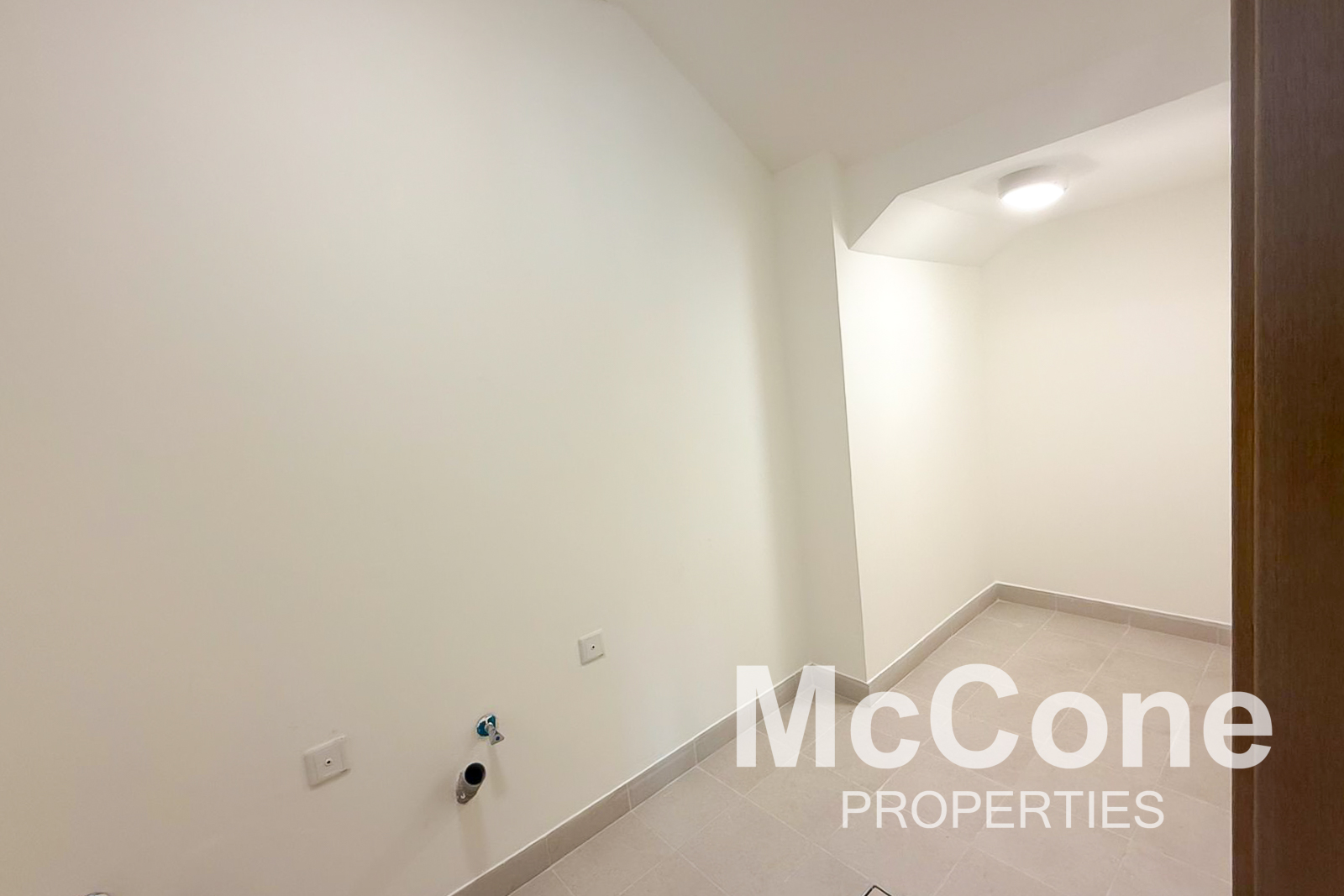 4 Bedroom Villa for Sale in Tilal Al Furjan, Al Furjan — photograph 13 of 22