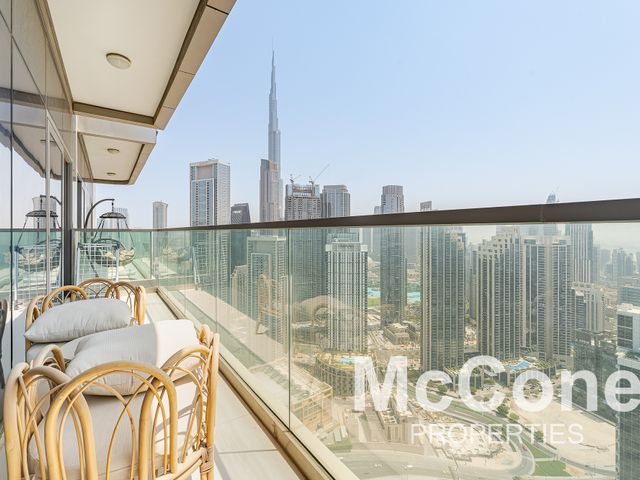 2 Bedroom Apartment for Sale in Paramount Tower Hotel & Residences, Business Bay