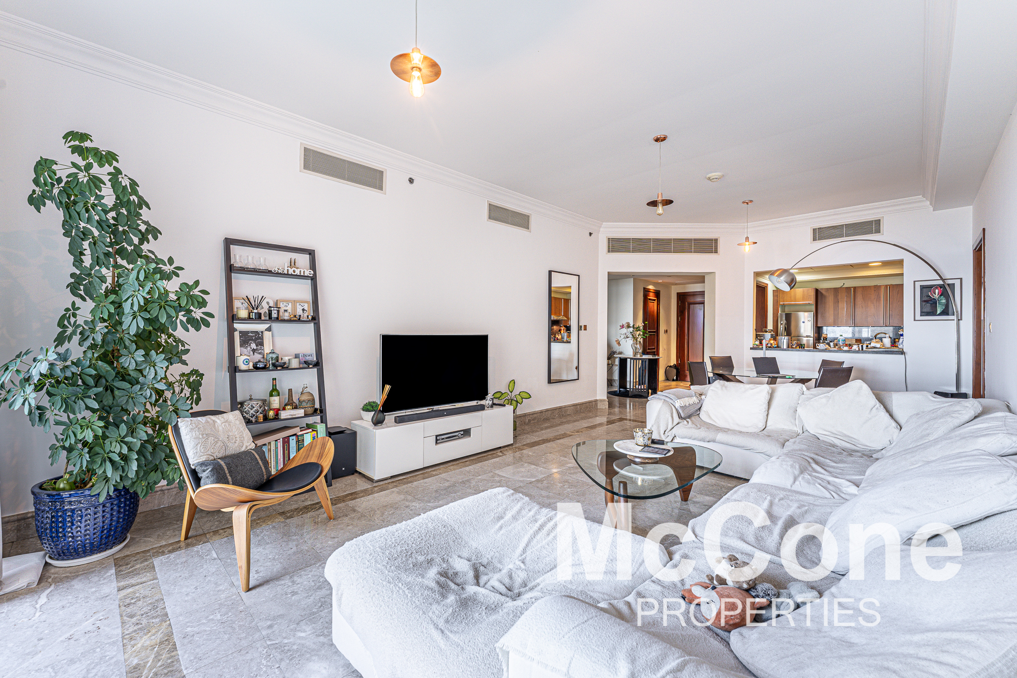 2 Bedroom Apartment for Sale in The Fairmont Palm Residence South, Palm Jumeirah — photo 2 of 18