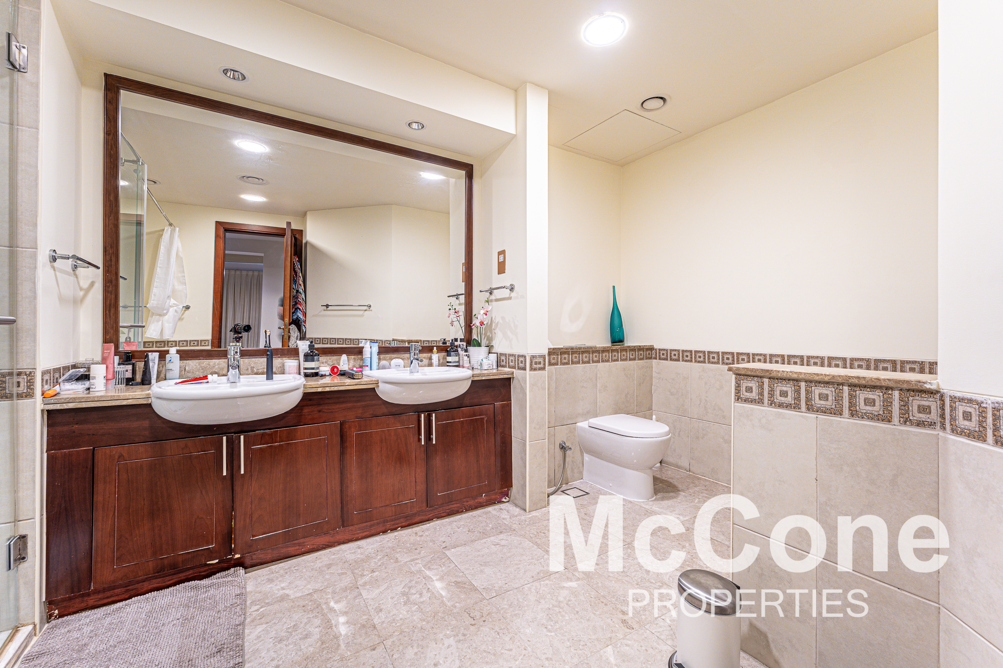 2 Bedroom Apartment for Sale in The Fairmont Palm Residence South, Palm Jumeirah — photograph 12 of 18