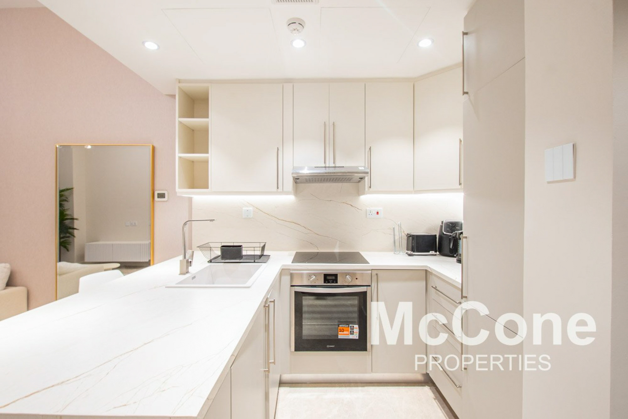 1 Bedroom Apartment for Sale in Escan Tower, Dubai Marina — photo 5 of 20