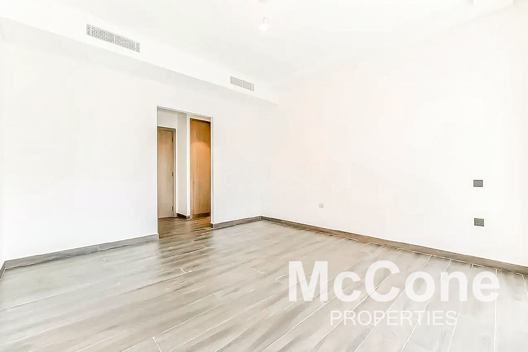 5 Bedroom Townhouse for Sale in Portofino, Damac Lagoons — photo 8 of 15
