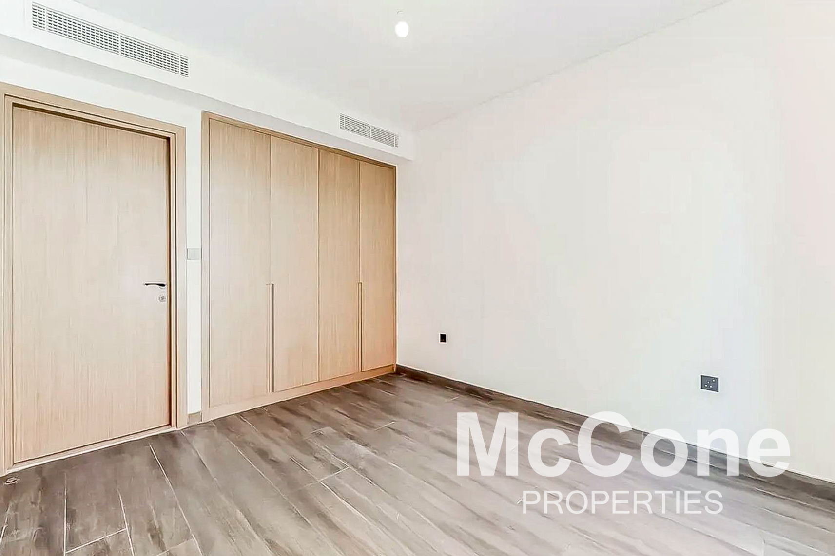 5 Bedroom Townhouse for Sale in Portofino, Damac Lagoons — photograph 10 of 15