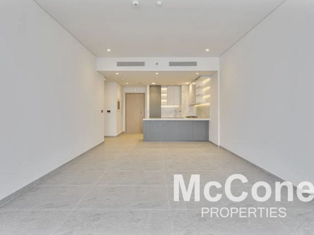 1 Bedroom Apartment for Sale in Peninsula Four, Business Bay