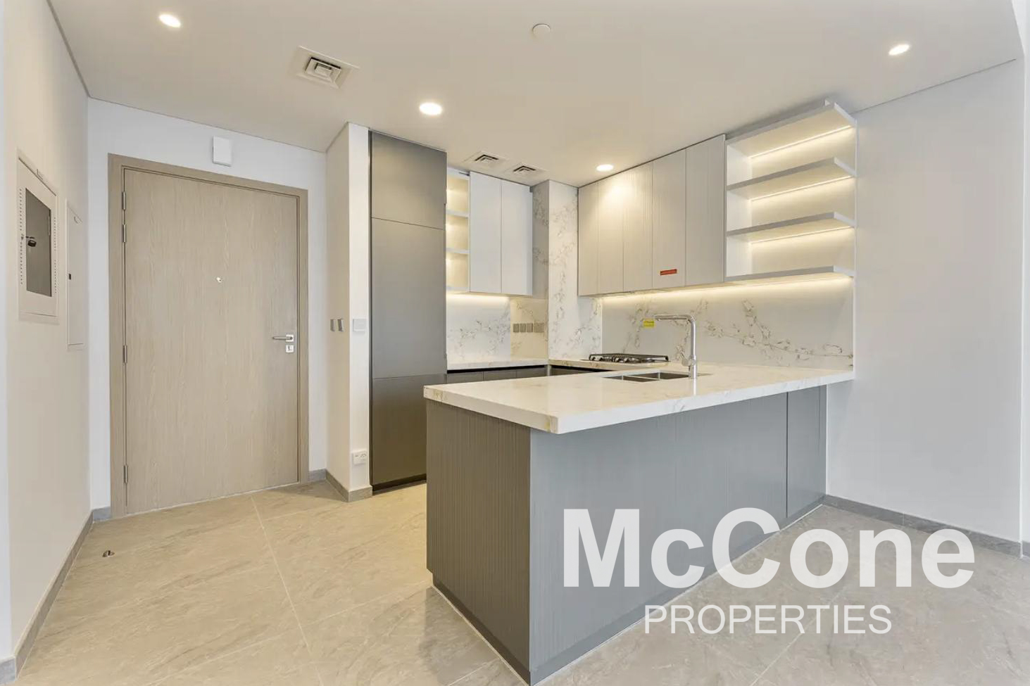 1 Bedroom Apartment for Sale in Peninsula Four, Business Bay — photo 2 of 16