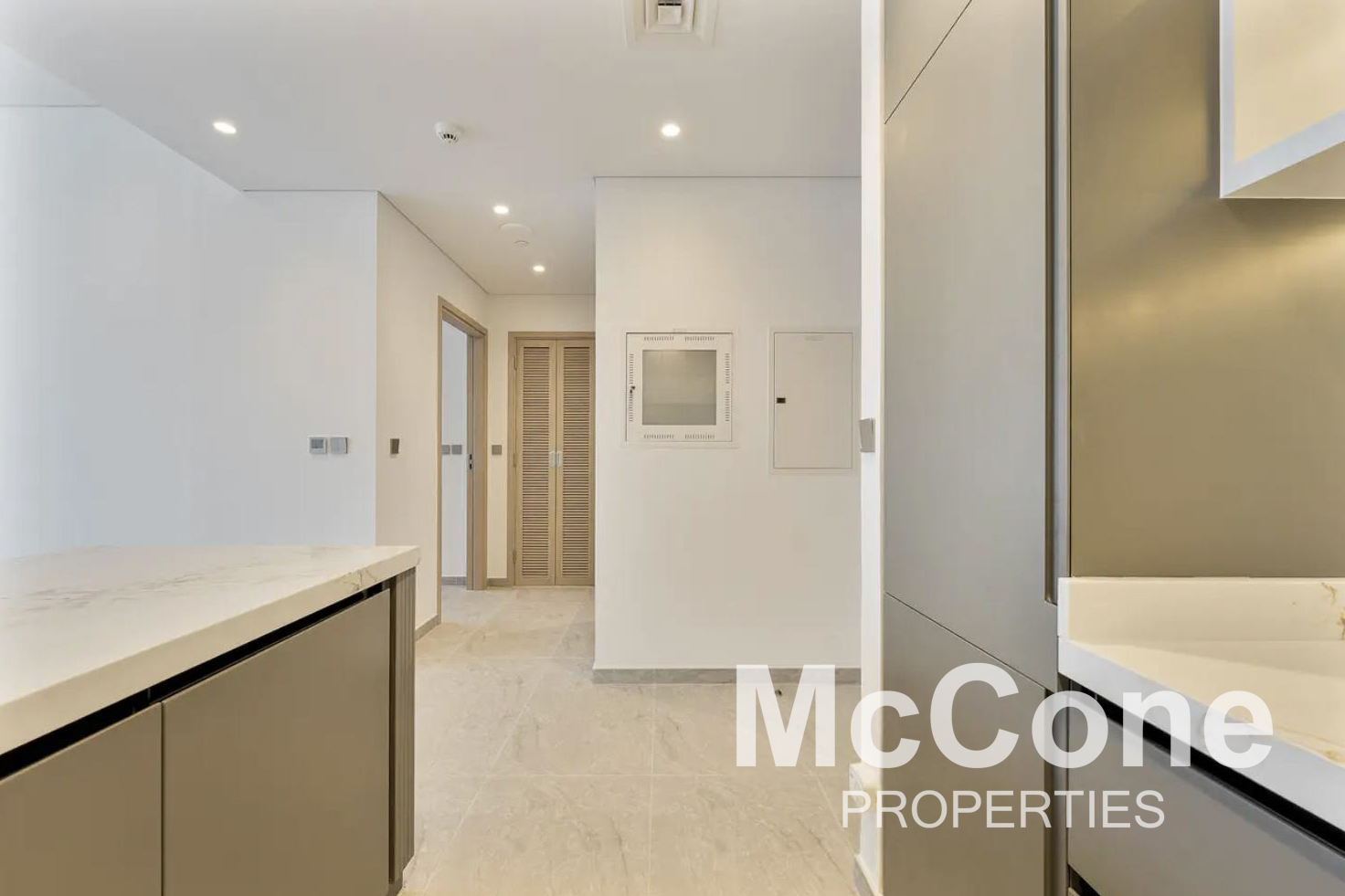 1 Bedroom Apartment for Sale in Peninsula Four, Business Bay — photo 3 of 16