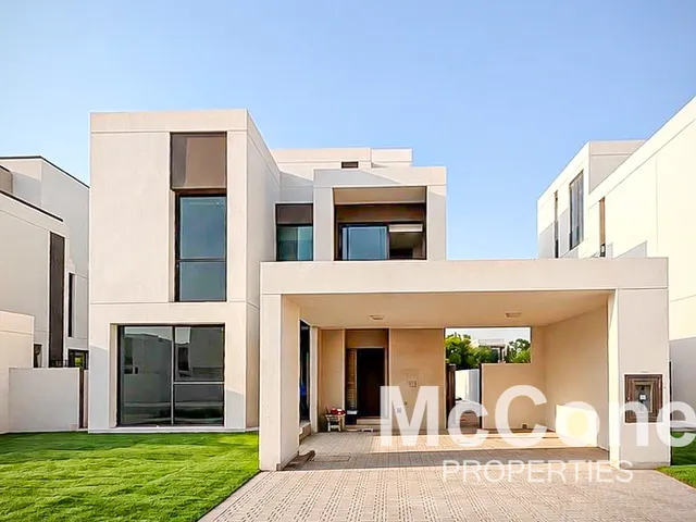 4 Bedroom Villa for Sale in Fairway Villas 2, Dubai South (Dubai World Central)