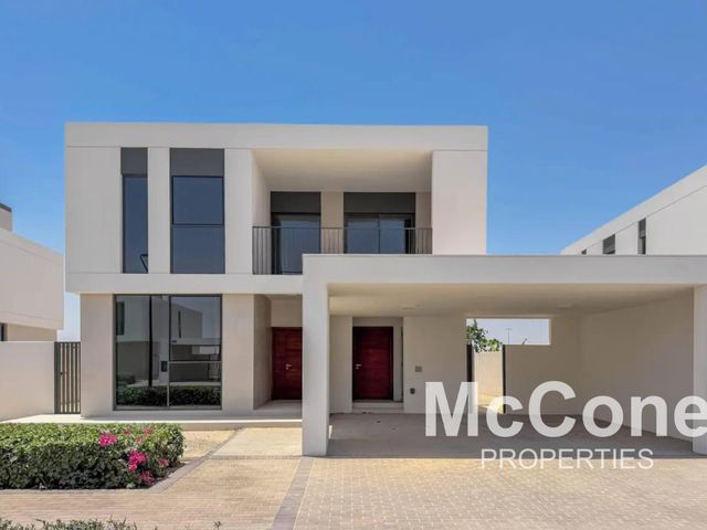 4 Bedroom Villa for Sale in Fairway Villas 2, Dubai South (Dubai World Central)