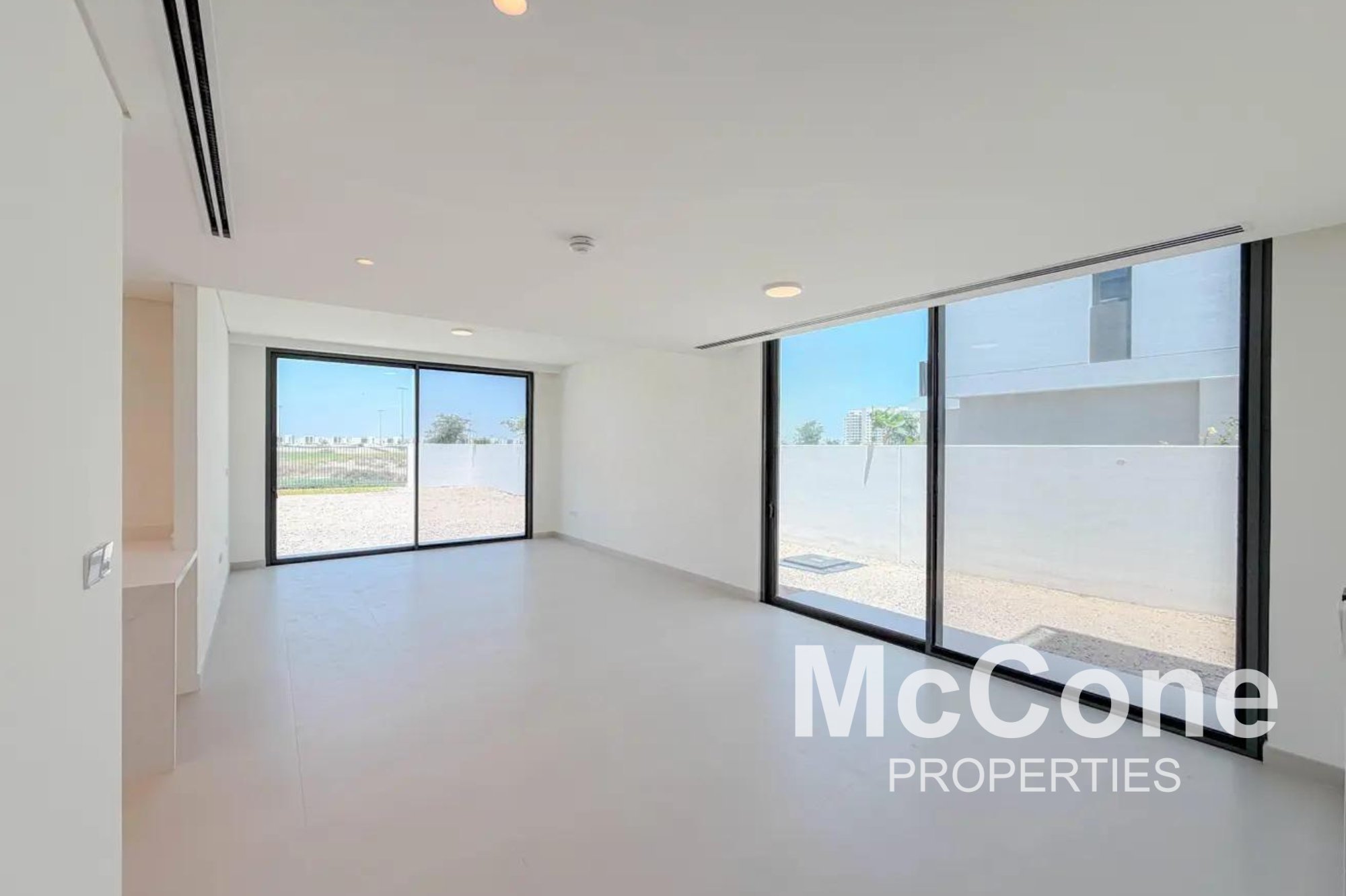 4 Bedroom Villa for Sale in Fairway Villas 2, Dubai South (Dubai World Central) — photo 4 of 14