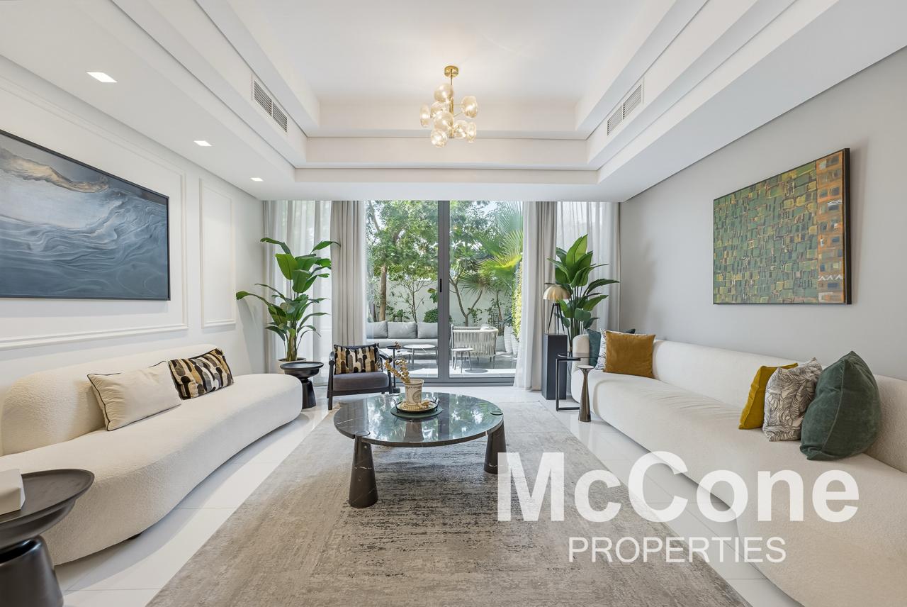3 Bedroom Townhouse for Sale in Gardenia Townhomes, Wasl Gate — photo 2 of 24