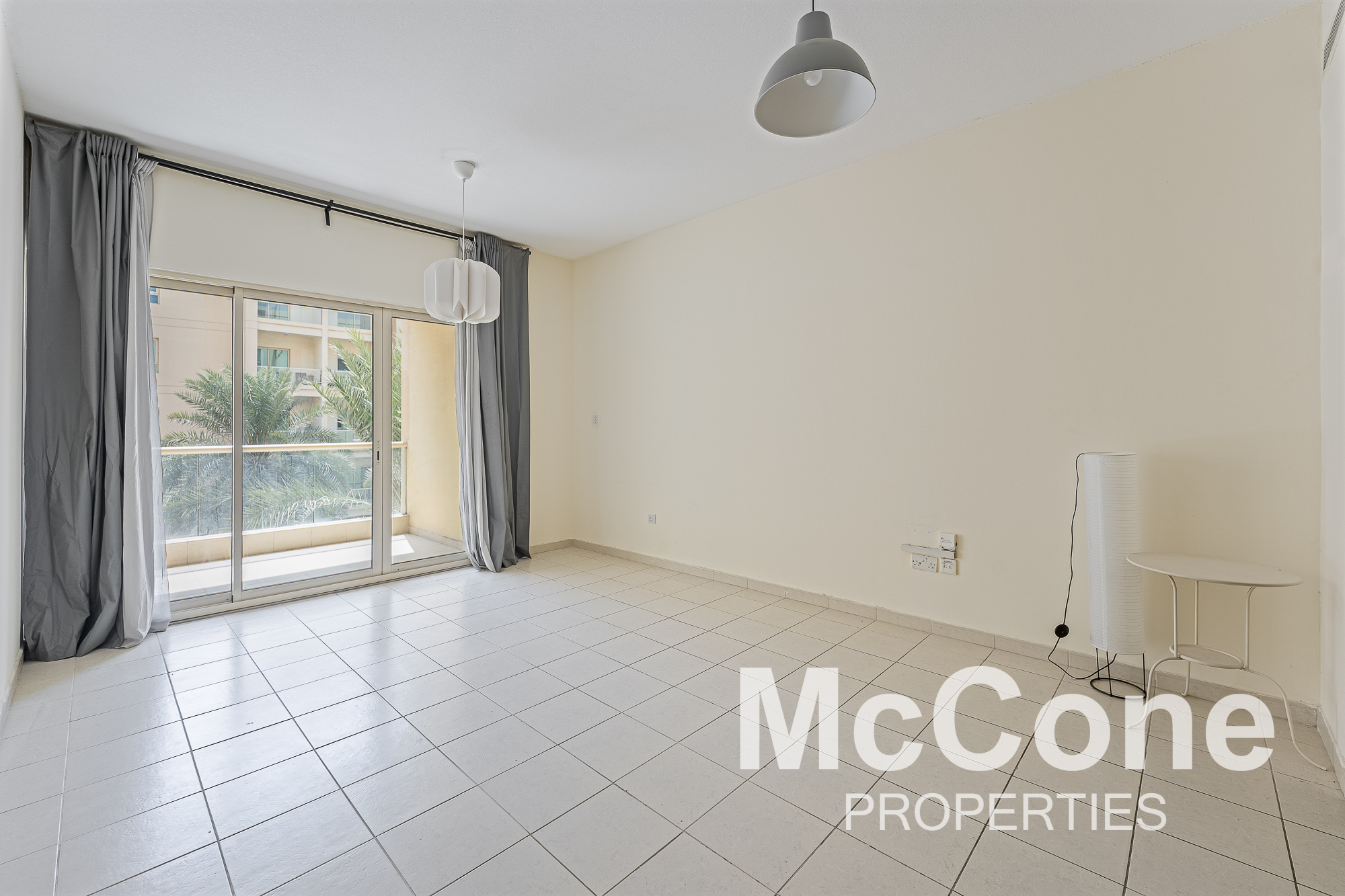 Studio Apartment for Sale in Al Dhafra 4, Greens — photo 2 of 10