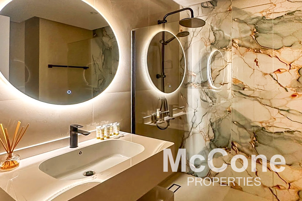 Studio Apartment for Sale in Burj Al Nujoom, Downtown Dubai — photograph 15 of 23