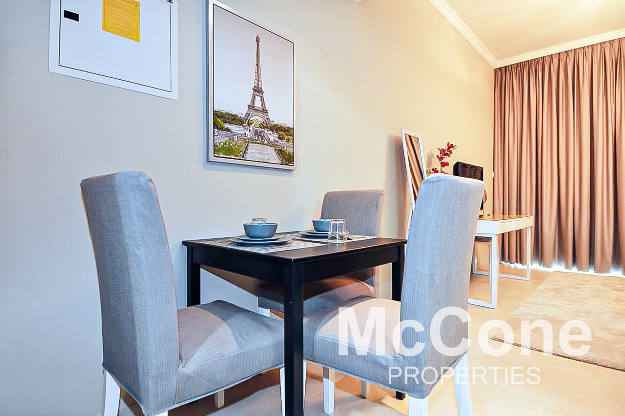 Studio Apartment for Sale in Burj Al Nujoom, Downtown Dubai — photo 5 of 23