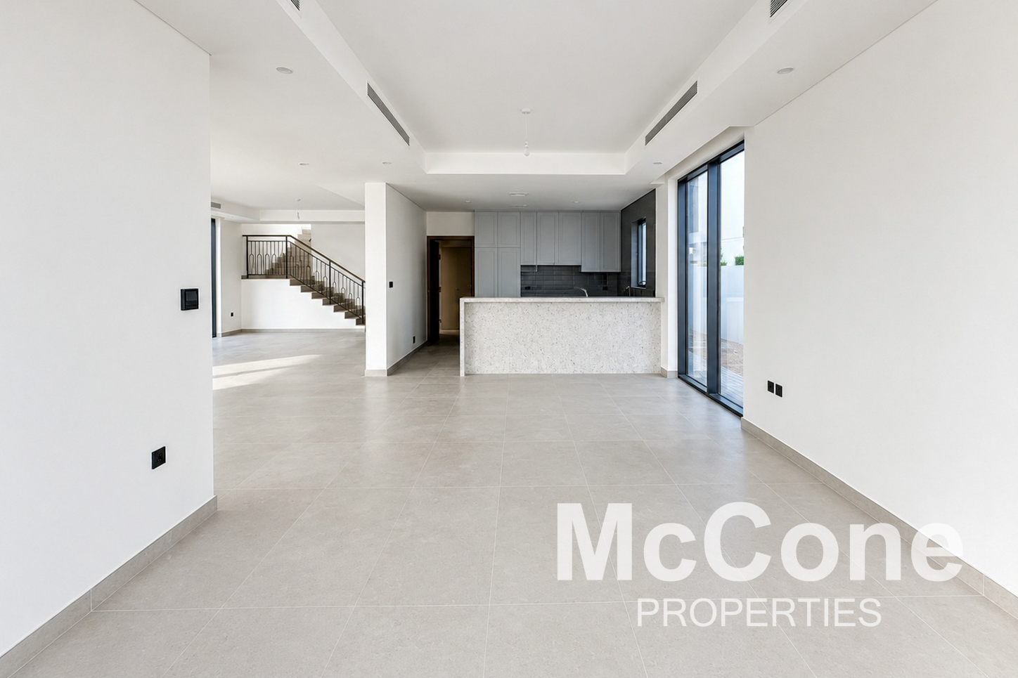 7 Bedroom Villa for Sale in Malta, Damac Lagoons — photo 4 of 10
