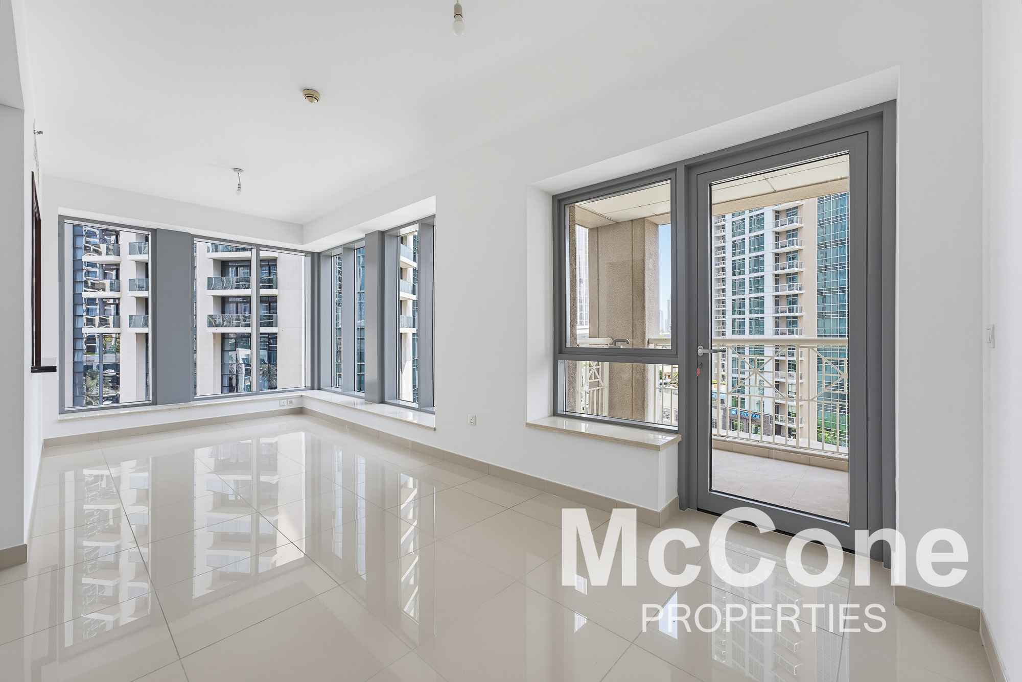 2 Bedroom Apartment for Sale in 29 Burj Boulevard Tower 1, Downtown Dubai